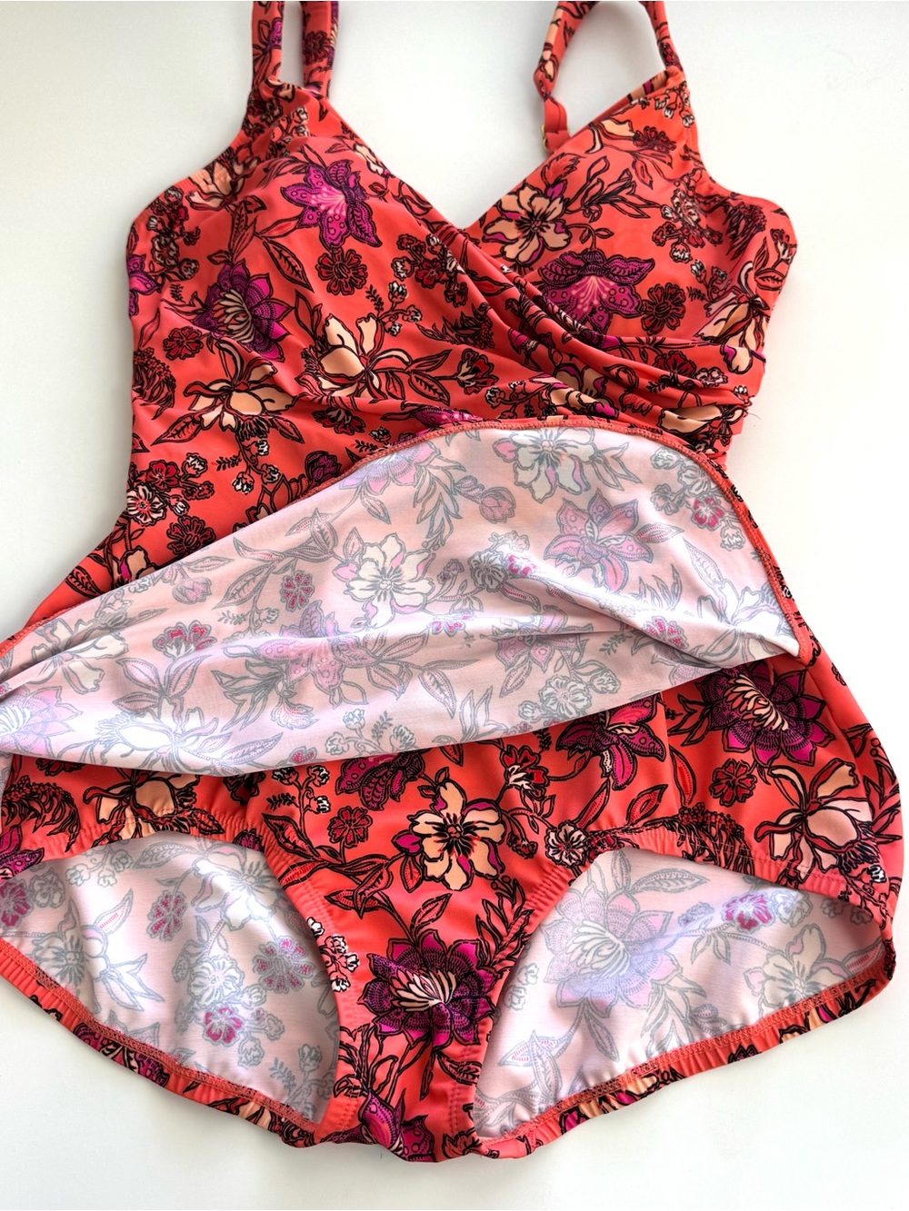 Lands End Women’s Sz 8 One Piece Swimsuit Wrap Ruched Dress Coral Paisley Floral - Picture 6 of 10